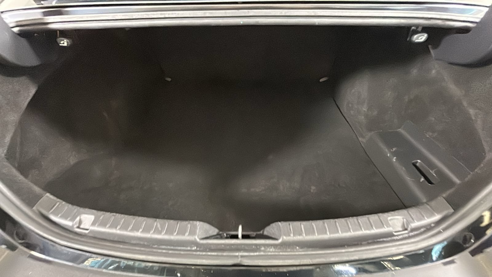 Used 2024 MAZDA MAZDA3 s FWD image 33