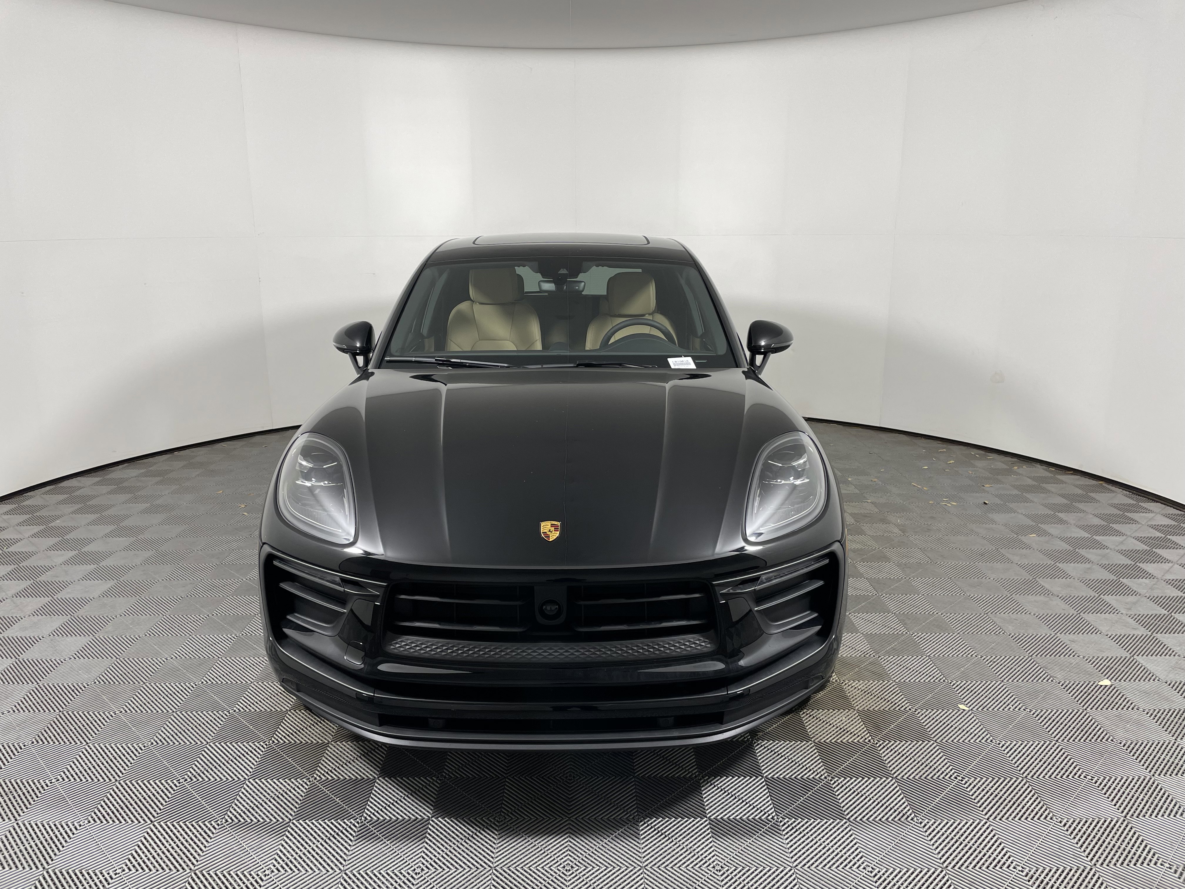 New 2026 Porsche Macan image 10