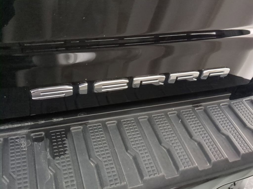 Used 2021 GMC Sierra 2500 Denali w/ Denali Ultimate Package image 24