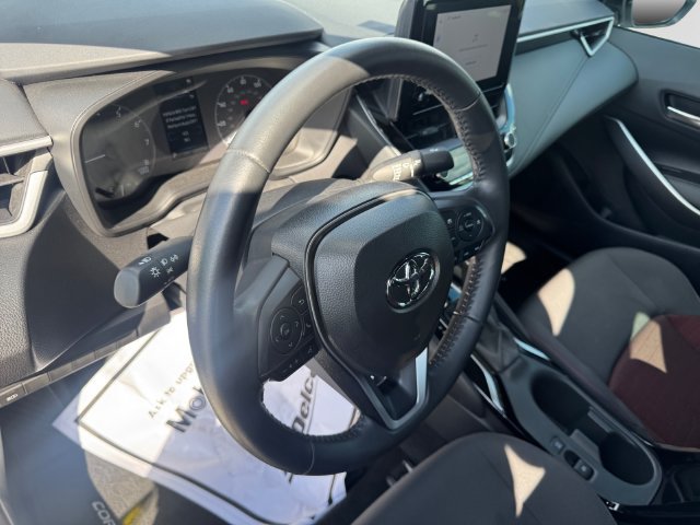 Used 2025 Toyota Corolla SE FWD image 13