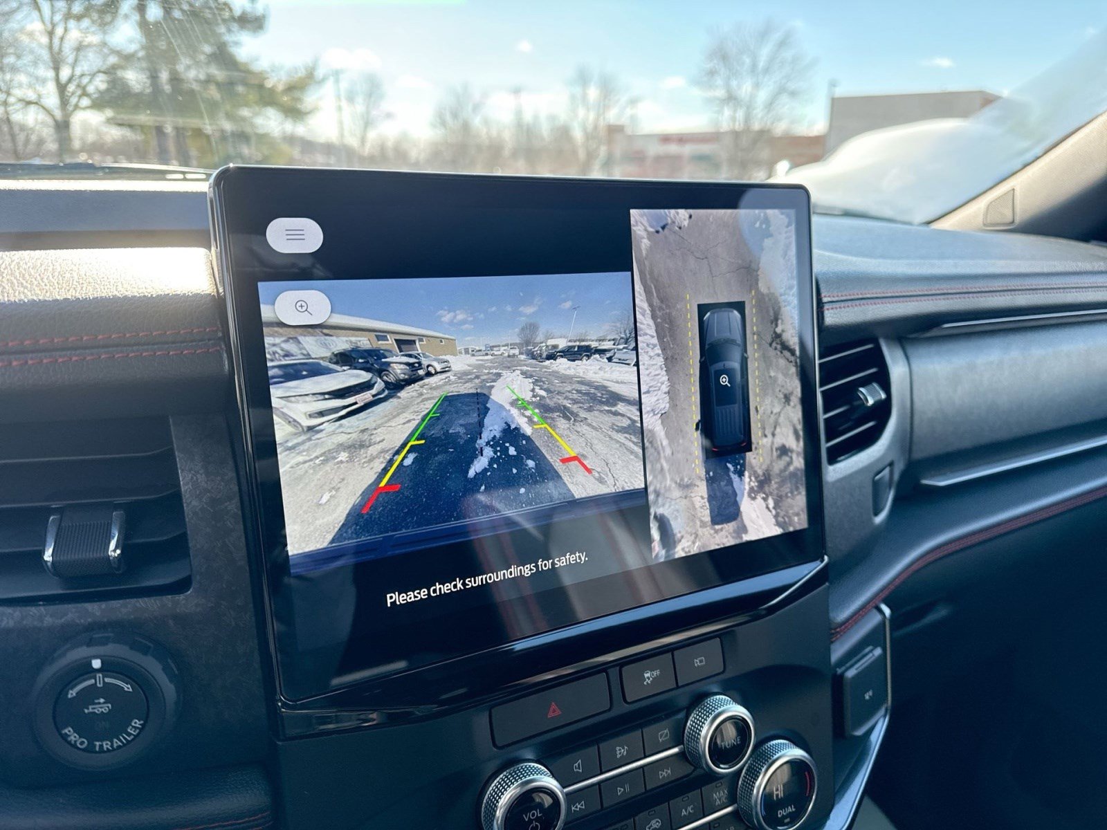 Used 2023 Ford Expedition Limited image 19