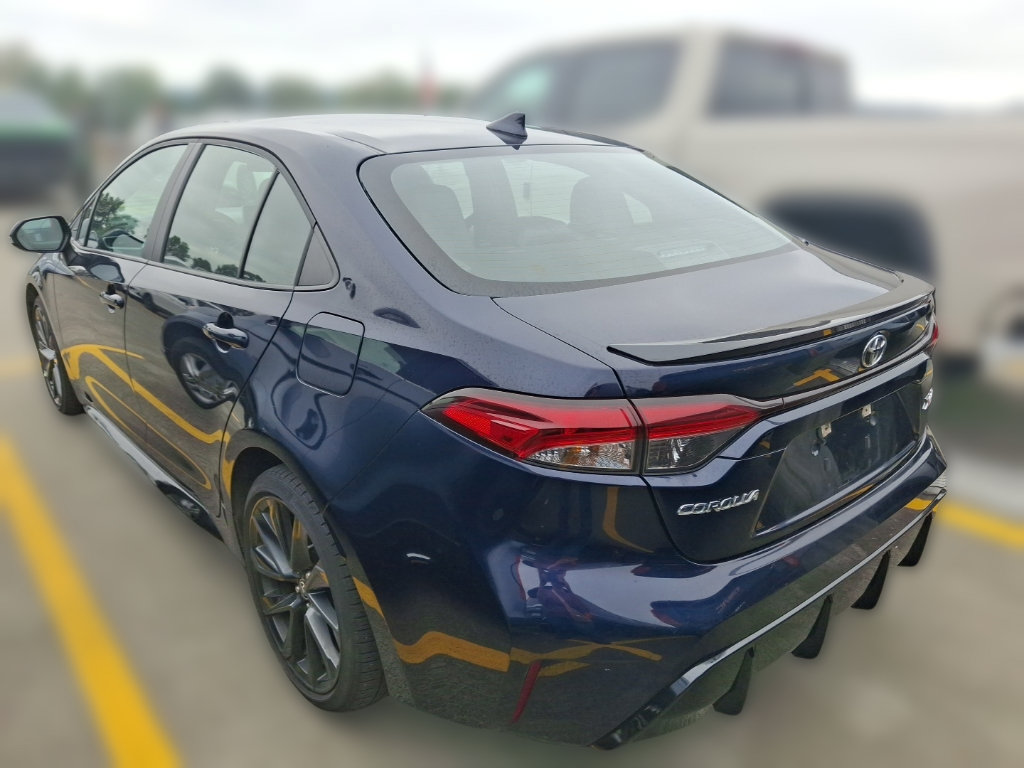 Used 2024 Toyota Corolla XSE FWD image 5