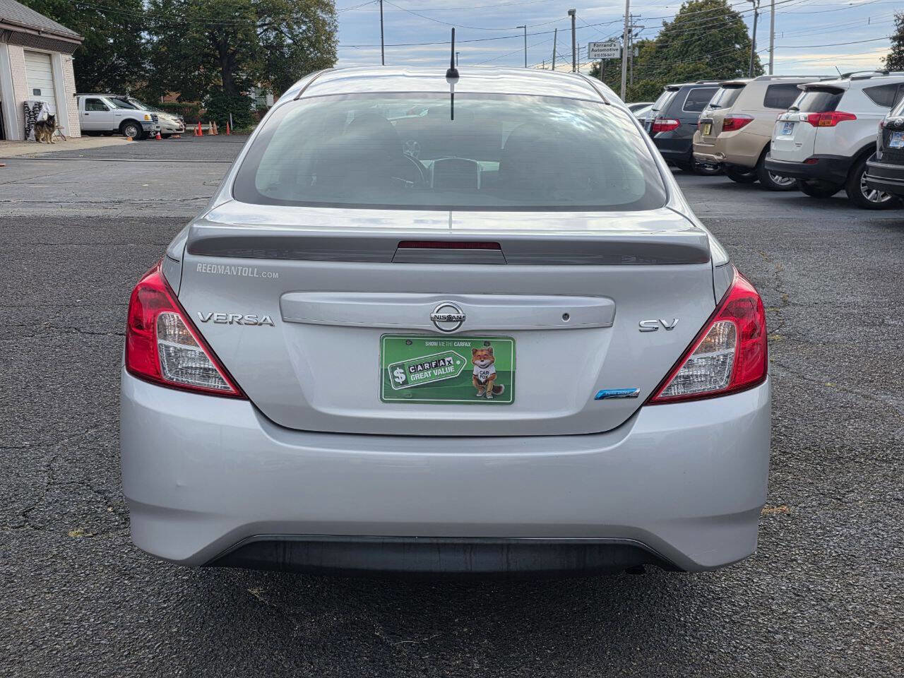 Used 2016 Nissan Versa SV image 6