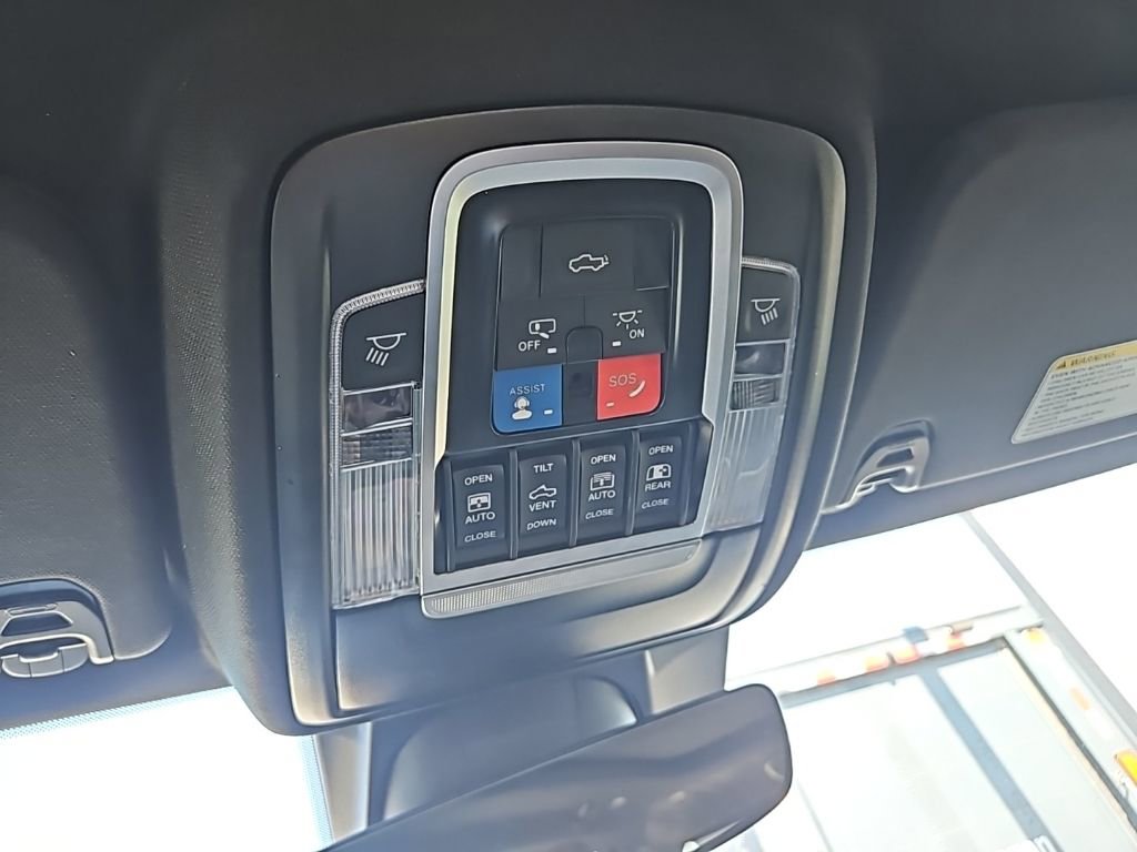 Used 2024 RAM 1500 Limited image 21