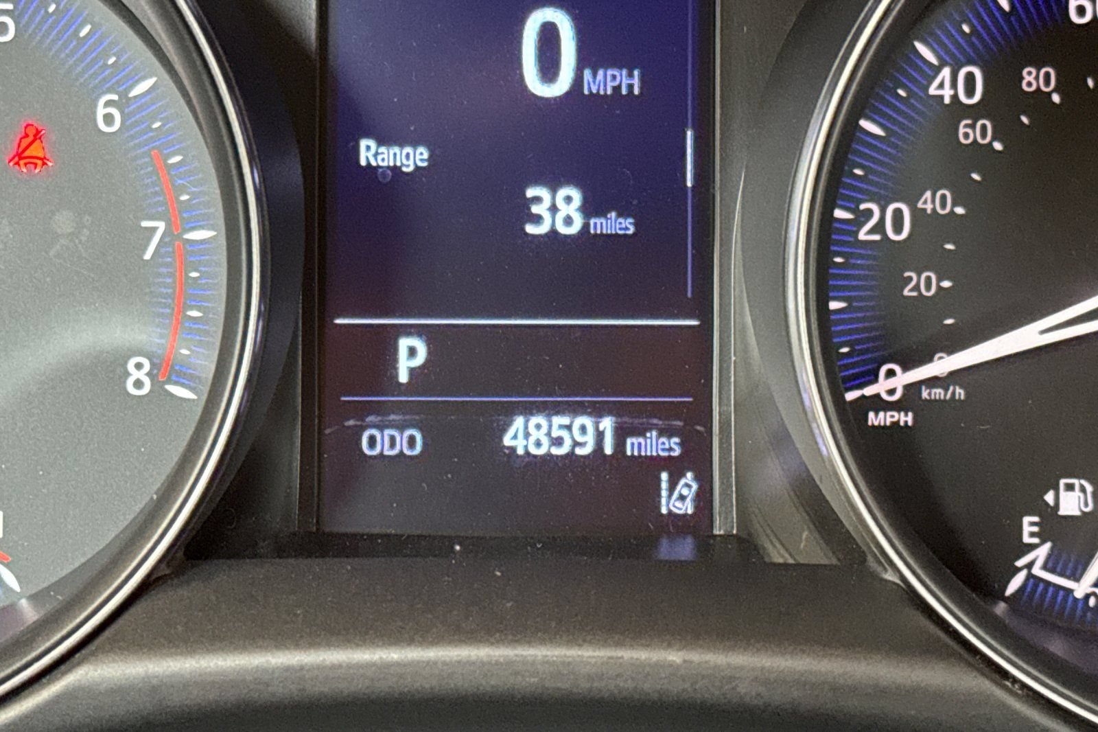Certified 2021 Toyota C-HR XLE FWD image 3