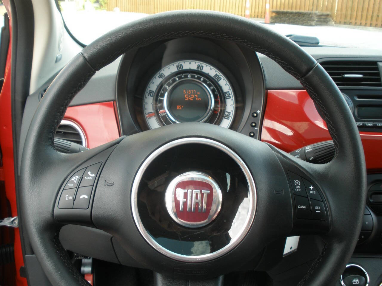 Used 2012 FIAT 500 Lounge w/ Luxury Leather Pkg FWD image 33