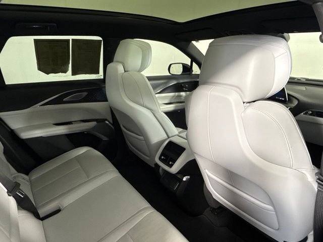 Certified 2023 Cadillac Lyriq 2WD image 27