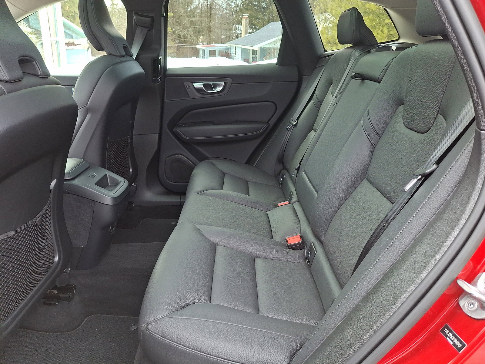 Certified 2023 Volvo XC60 B5 Plus w/ Climate Package image 10