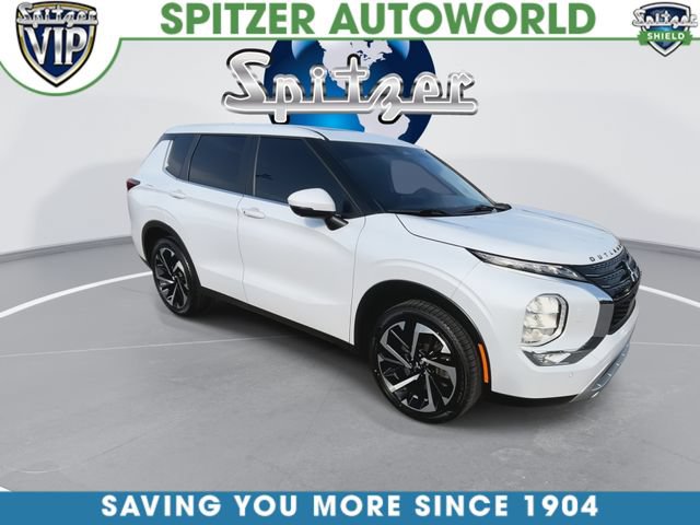Used 2023 Mitsubishi Outlander SE AWD/4WD image 2