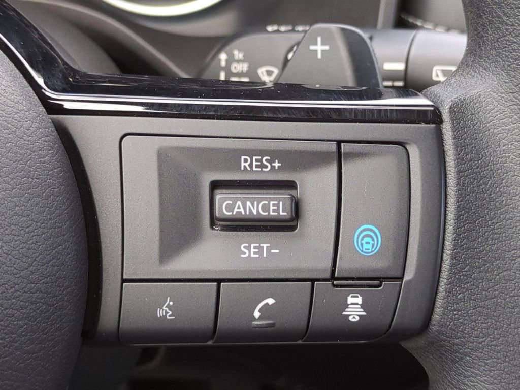 Certified 2023 Nissan Rogue SV image 31