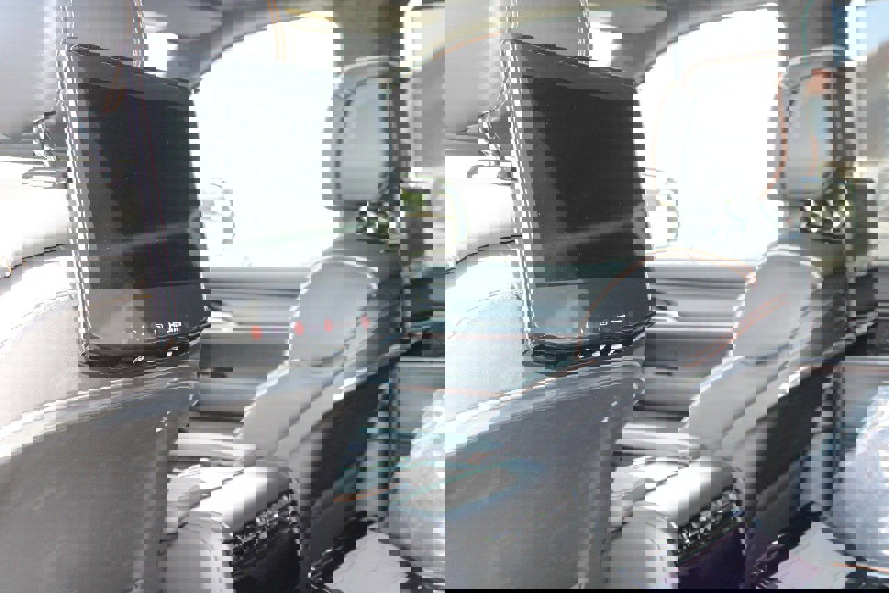 New 2025 Jeep Grand Wagoneer Series III w/ Rear Seat Video Group 1 image 47