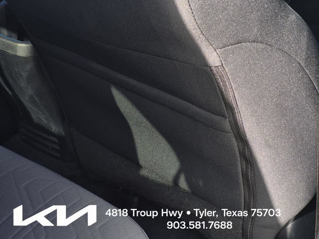 Used 2022 Toyota Tacoma TRD Off-Road AWD/4WD image 18