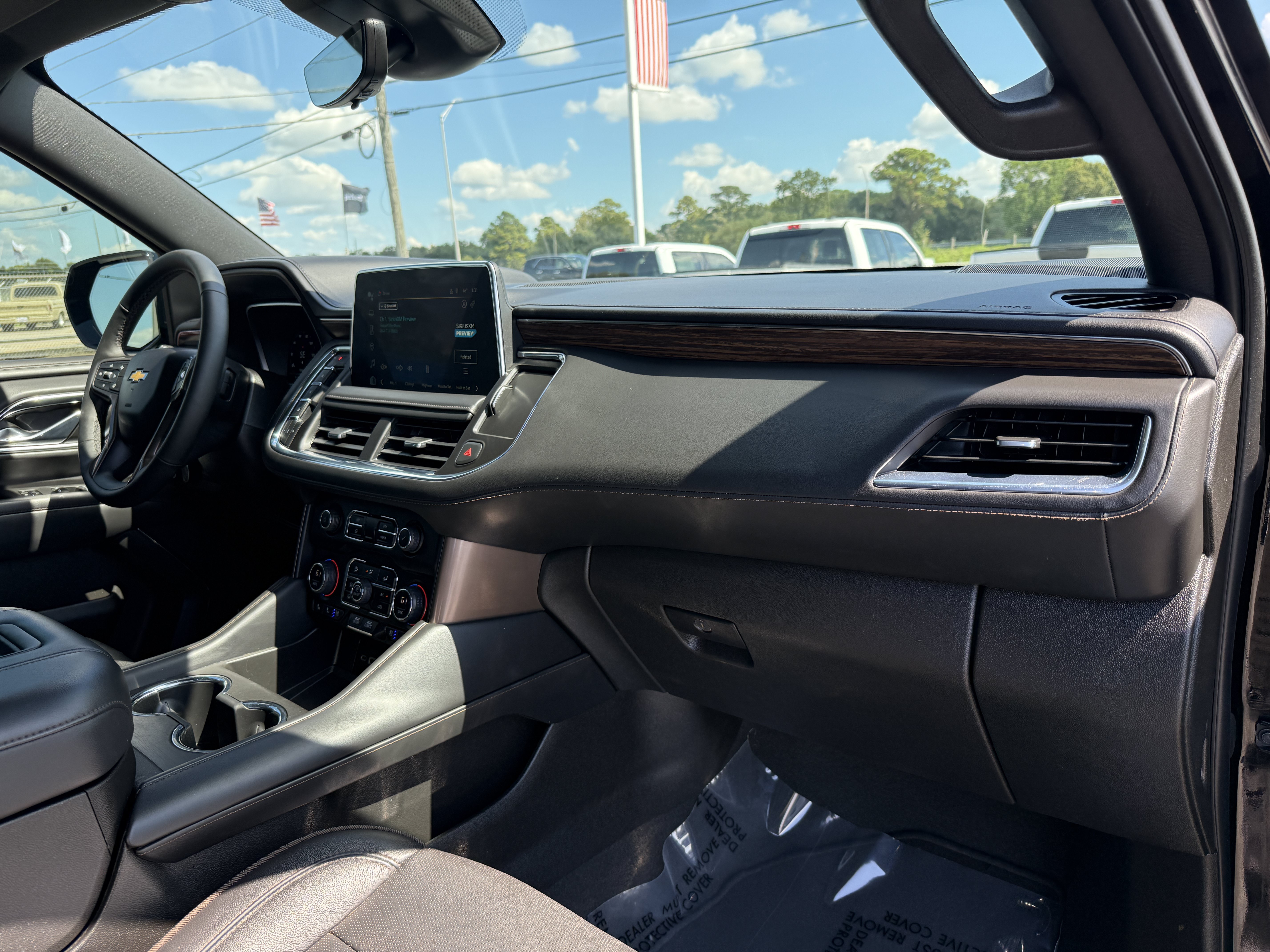 Used 2023 Chevrolet Tahoe High Country RWD image 16