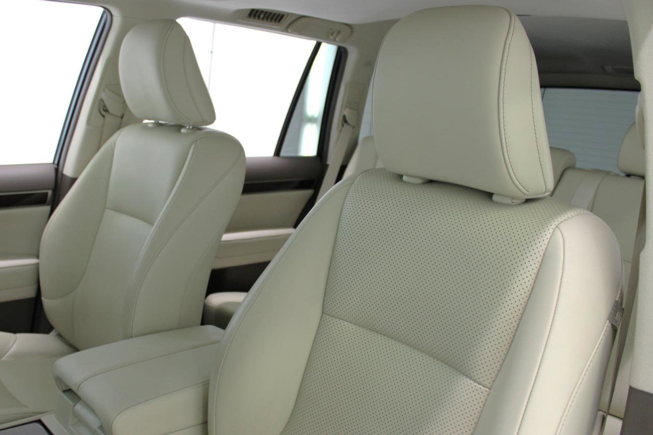 Used 2018 Lexus GX 460 Luxury w/ Preferred Accessory Package image 33