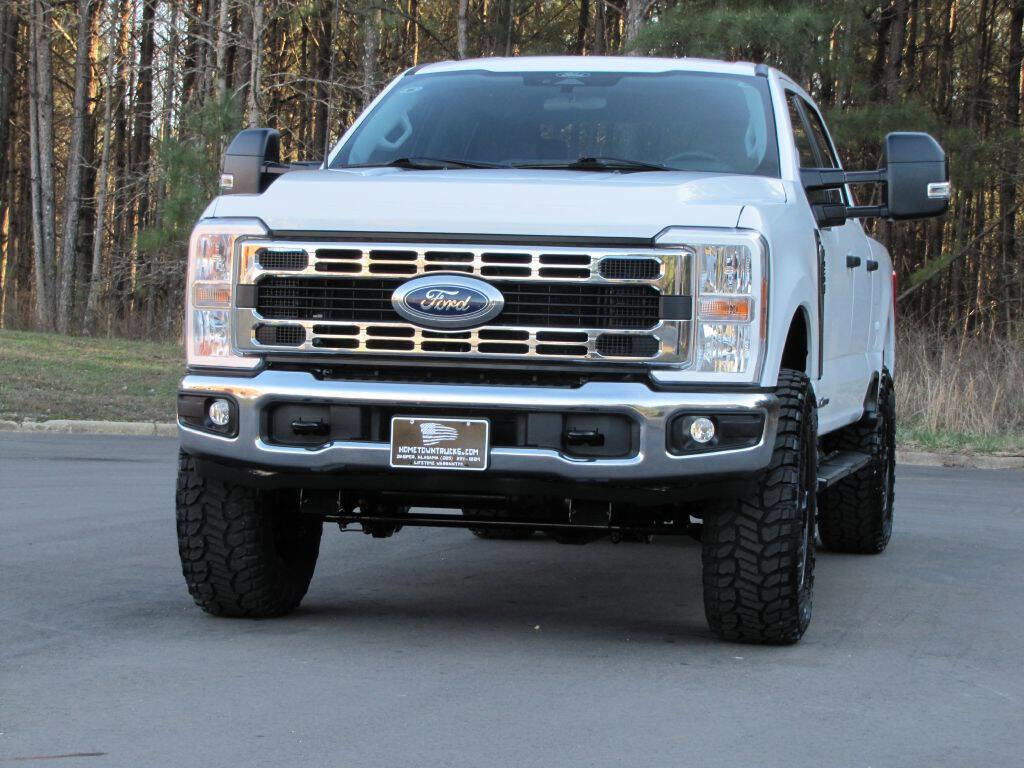 Used 2024 Ford F250 XLT w/ FX4 Off-Road Package AWD/4WD image 10
