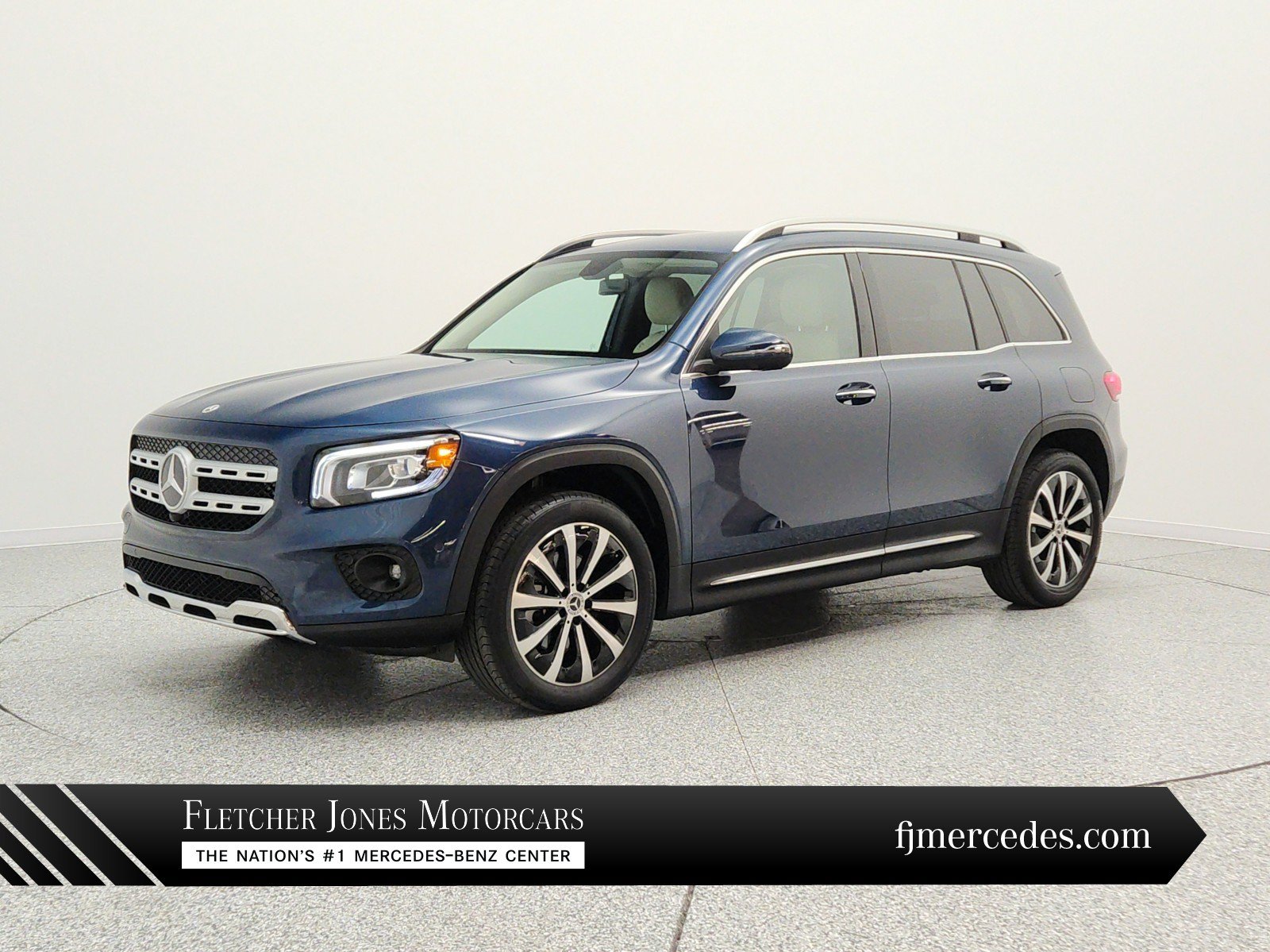 Used 2022 Mercedes-Benz GLB 250 image 1