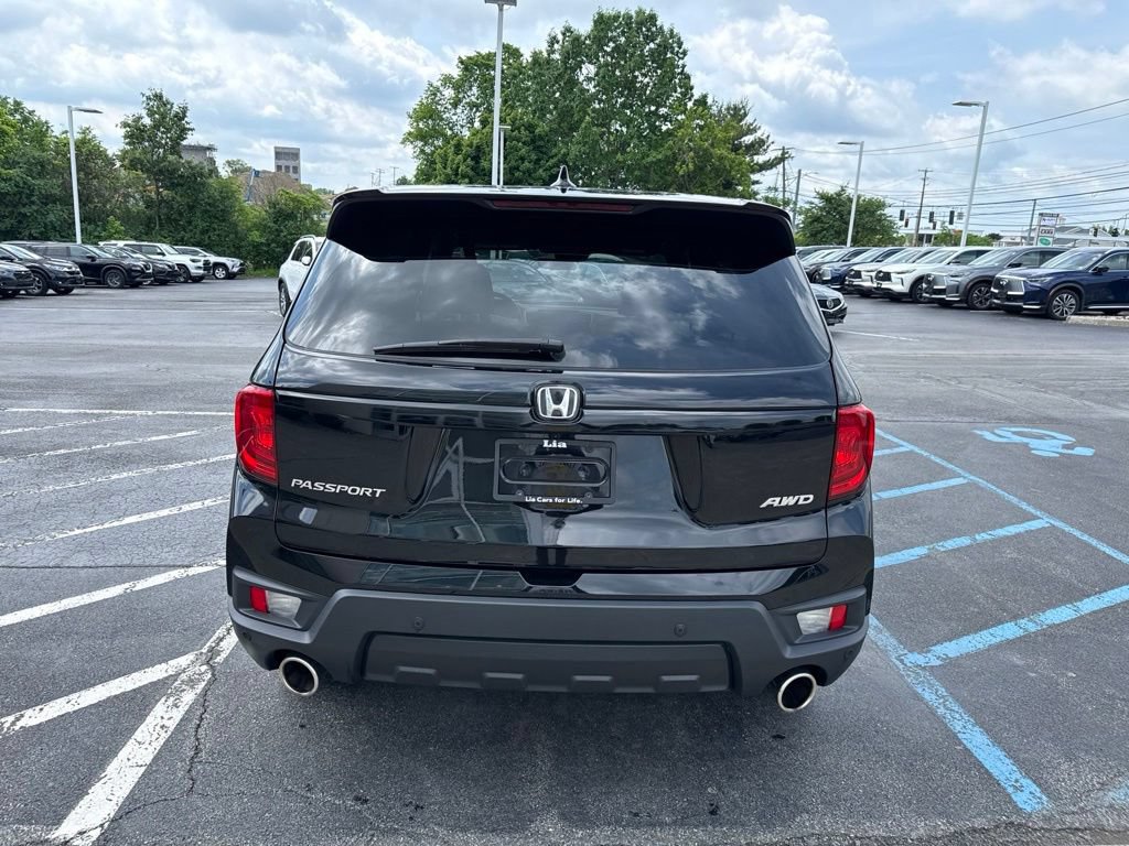 Used 2024 Honda Passport EX-L image 8