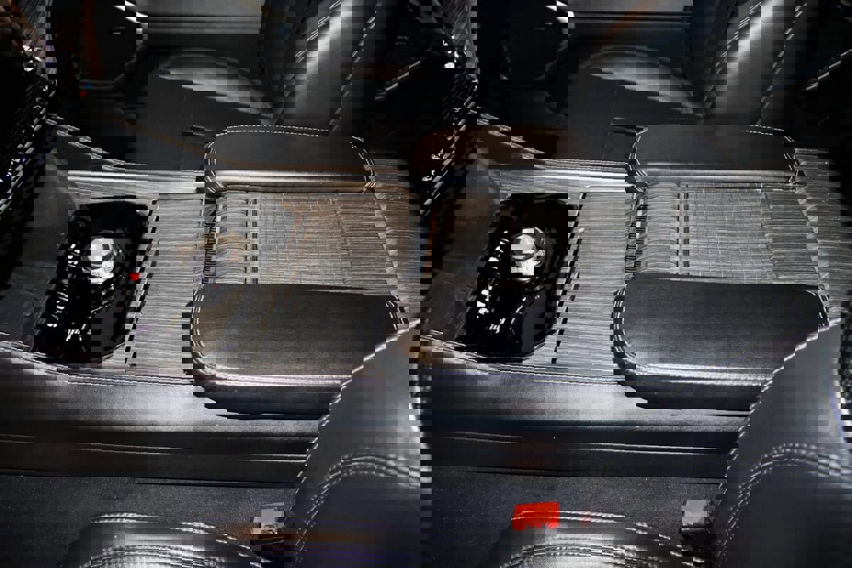 Used 2024 Jeep Wagoneer L Series II w/ Flexible Seating Group image 36