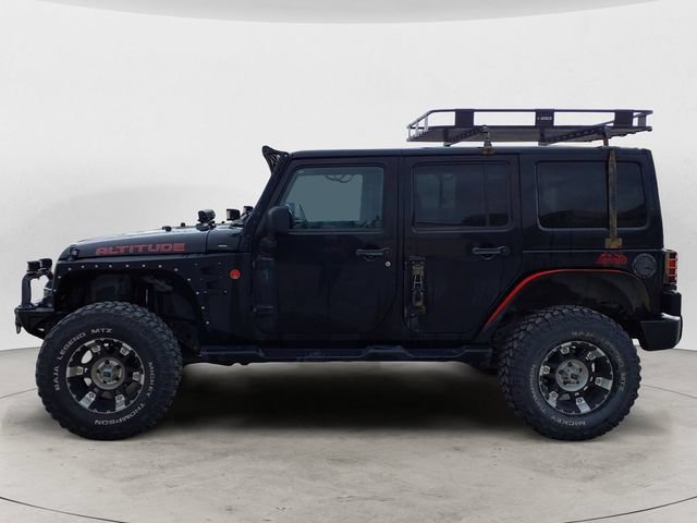 Used 2012 Jeep Wrangler Unlimited Sahara AWD/4WD image 2