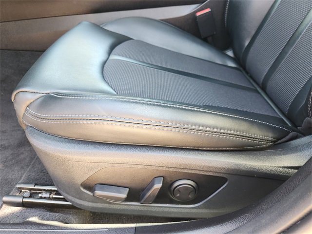 Used 2023 Kia K5 GT-Line image 30