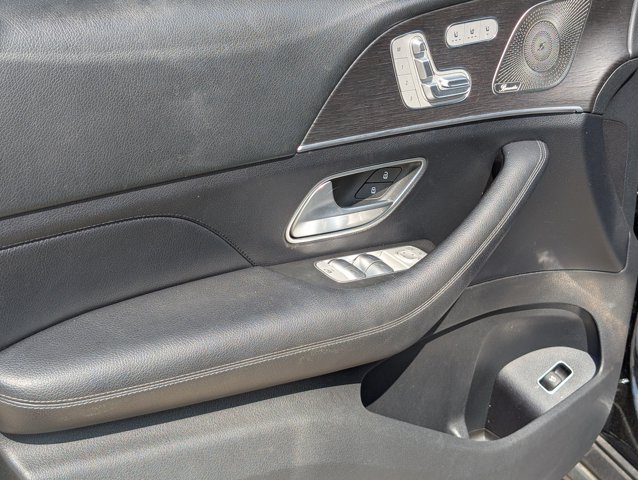 Used 2021 Mercedes-Benz GLS 450 4MATIC image 38