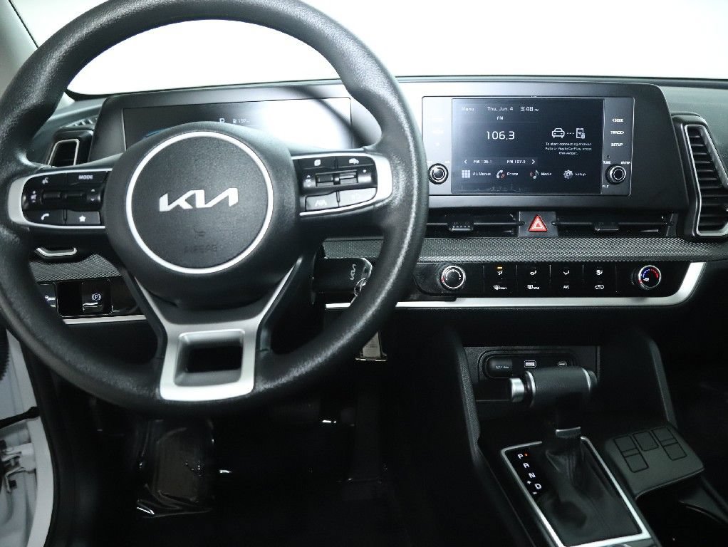 Used 2025 Kia Sportage LX FWD image 29