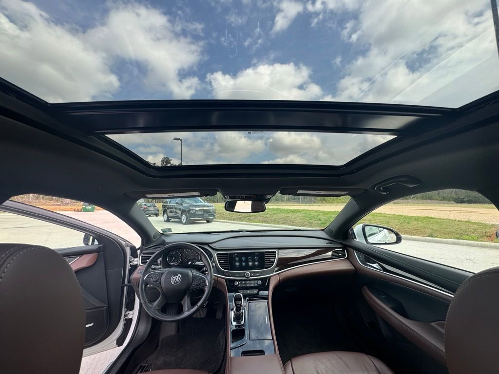 Used 2019 Buick LaCrosse Avenir image 15