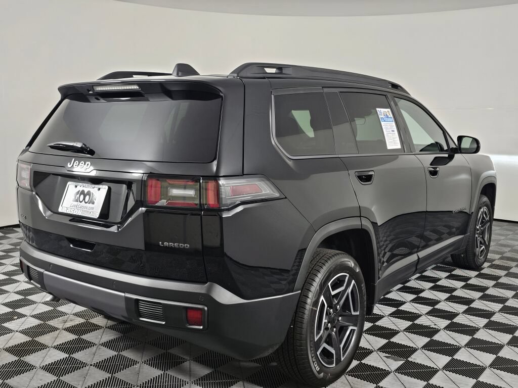 New 2026 Jeep Cherokee Laredo AWD/4WD image 4
