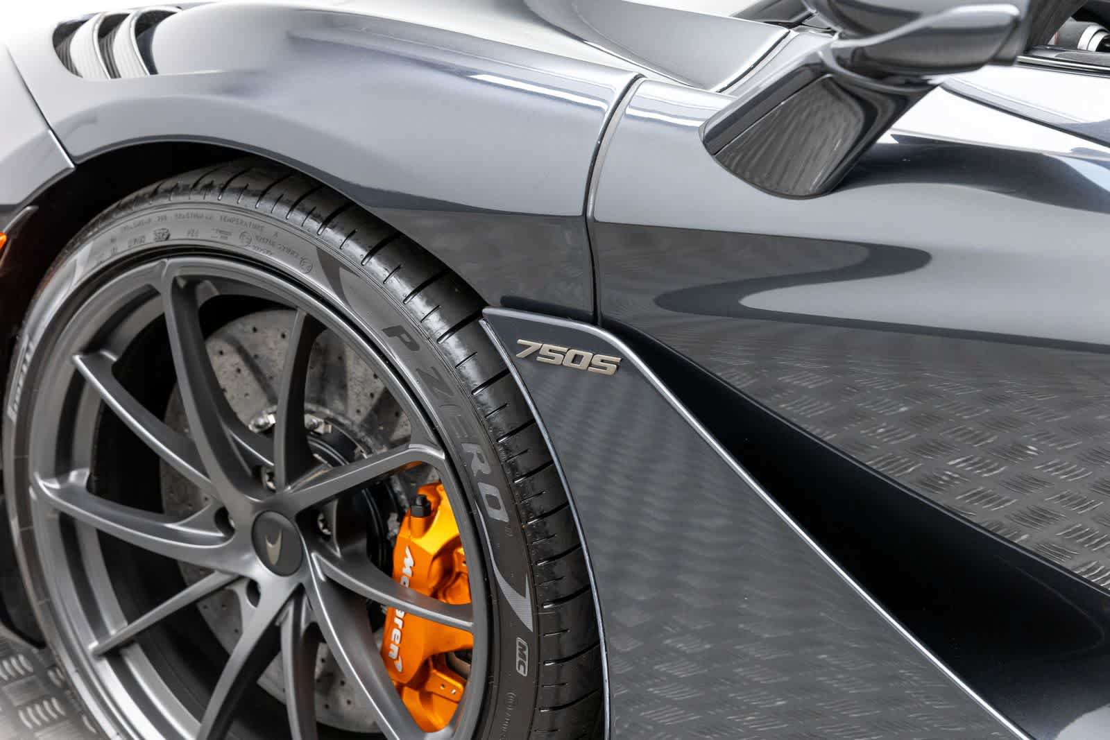 New 2026 McLaren 750S Spider RWD image 38