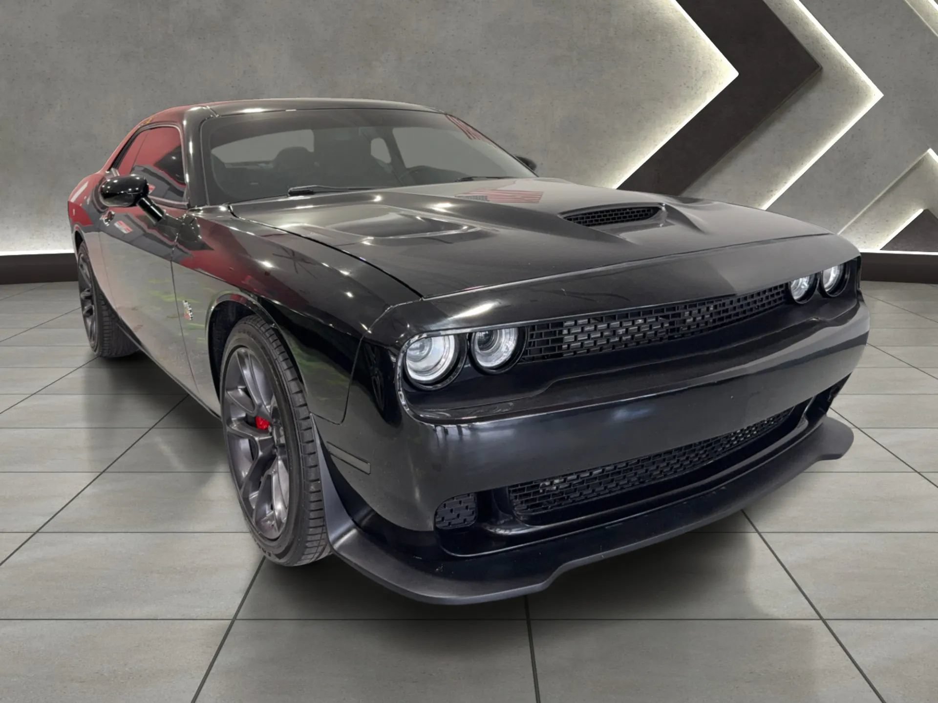 Used 2022 Dodge Challenger R/T Scat Pack w/ Plus Package RWD image 1