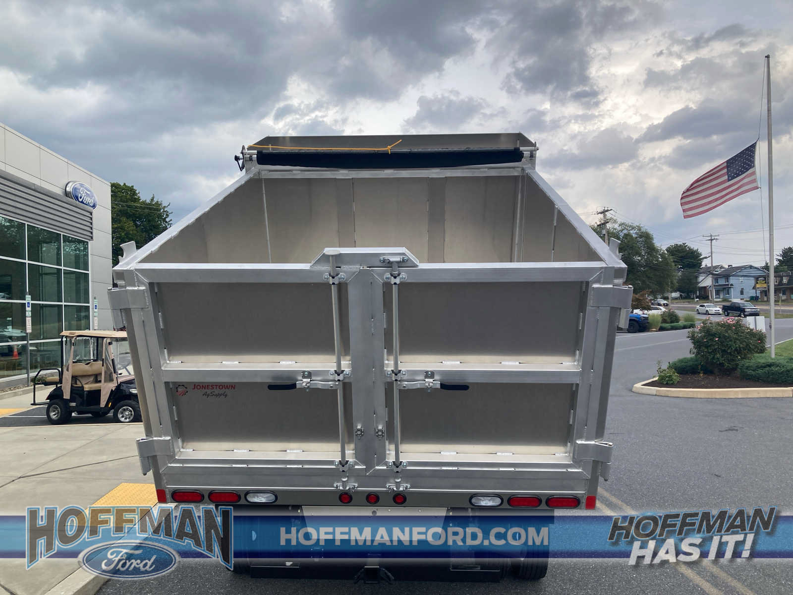 New 2023 Ford F550 4x4 Regular Cab Super Duty image 16