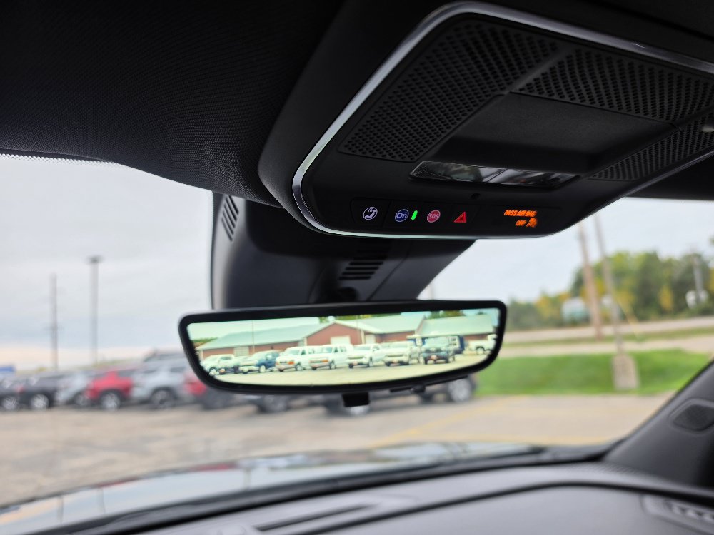 New 2027 Chevrolet Traverse RS AWD/4WD image 17