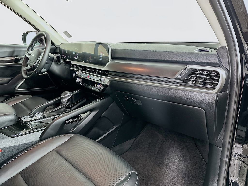 Used 2023 Kia Telluride S AWD/4WD image 32