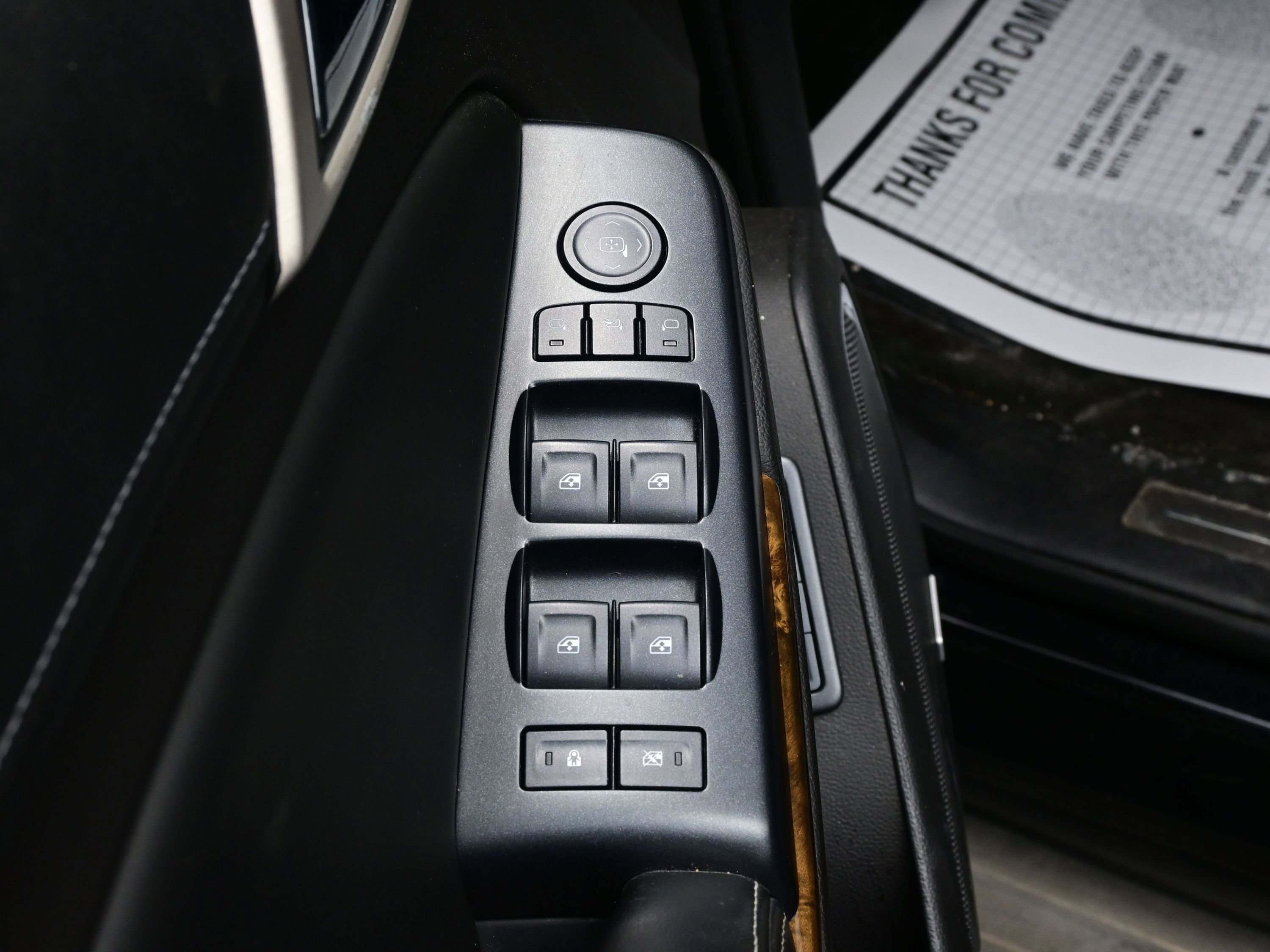 Used 2015 GMC Yukon Denali w/ Touring Package image 10