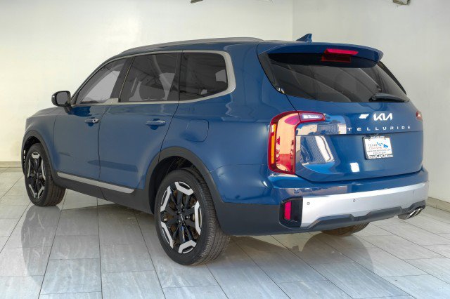 Used 2023 Kia Telluride S w/ S Sunroof Package FWD image 8