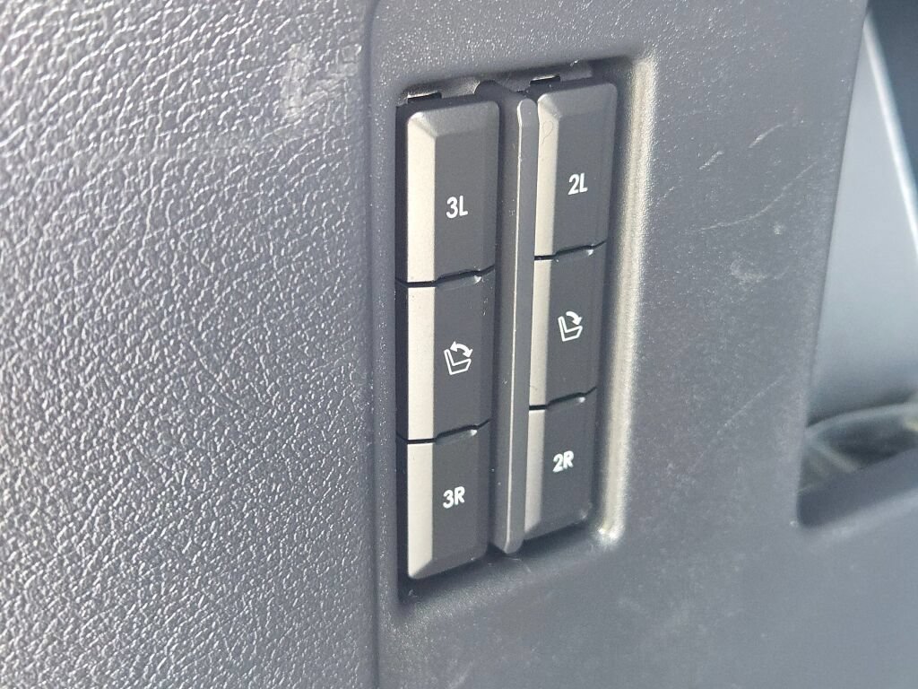 Used 2024 Lincoln Navigator Reserve AWD/4WD image 24