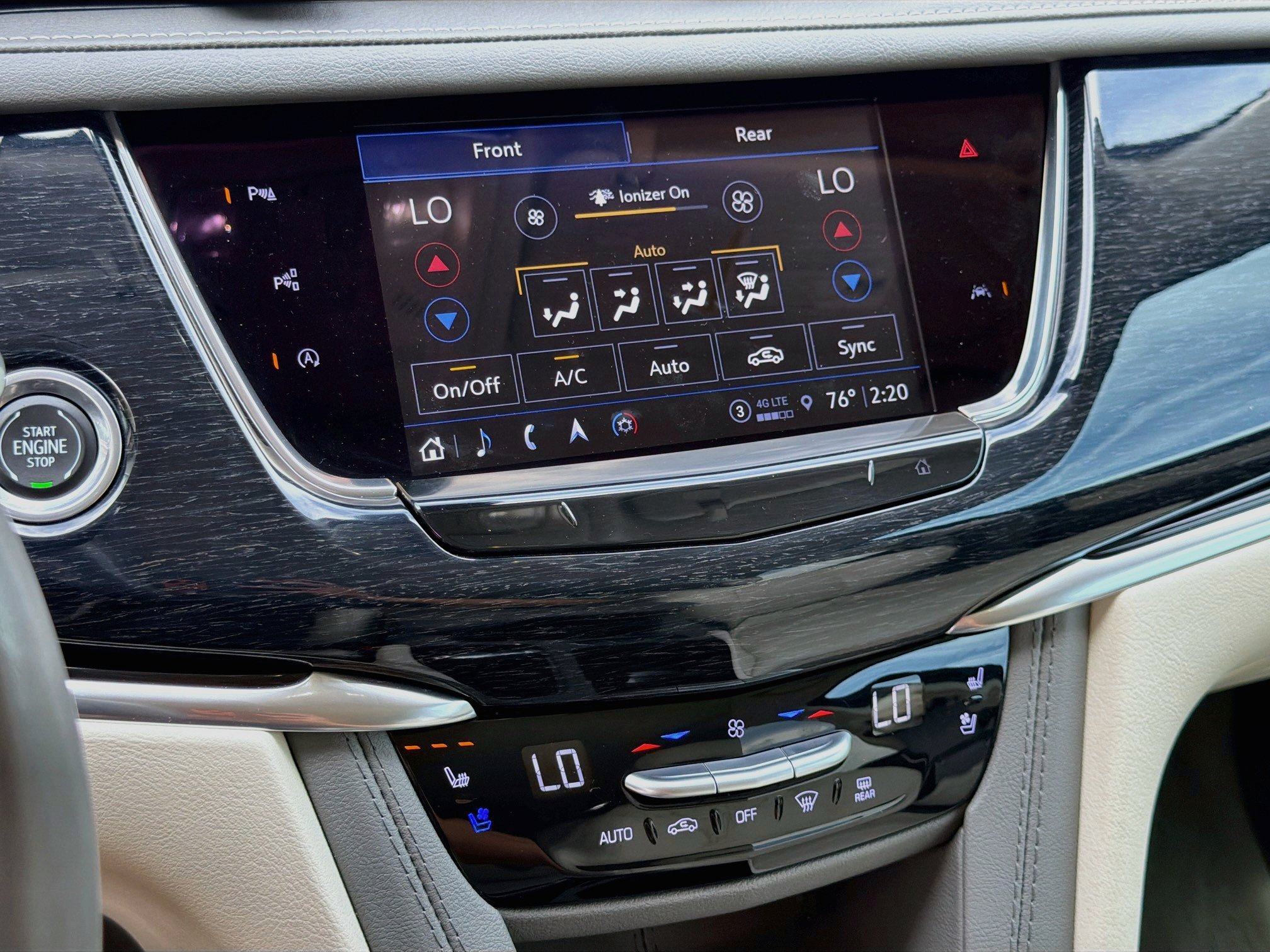 Certified 2024 Cadillac XT6 Premium Luxury w/ Technology Package FWD image 16