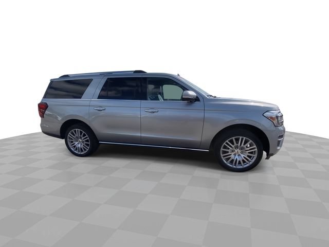 Used 2024 Ford Expedition Max Limited AWD/4WD image 3