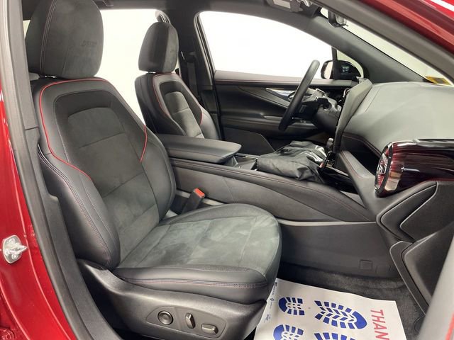 Used 2024 Chevrolet Blazer EV RS RWD image 27