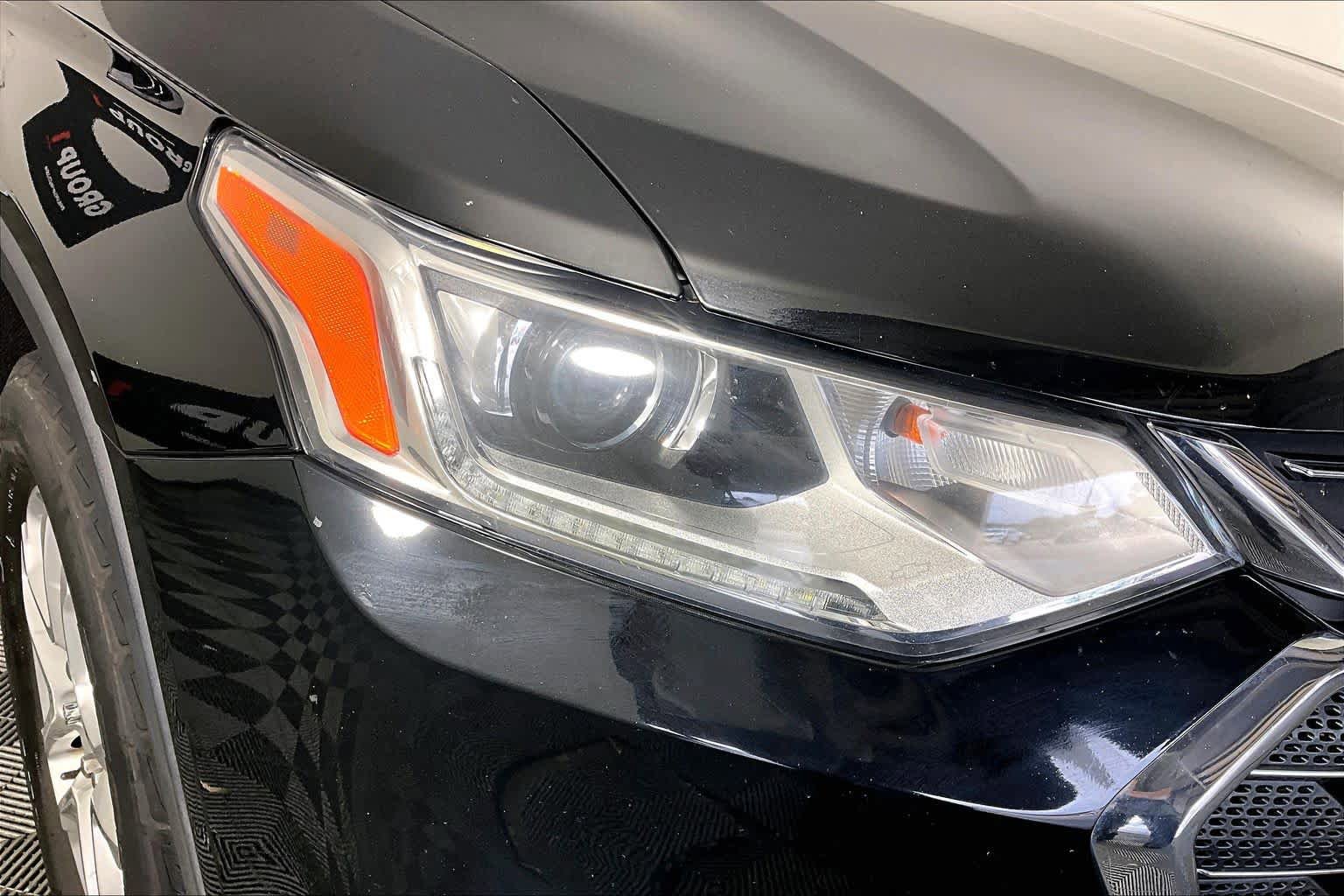 Used 2018 Chevrolet Traverse LT FWD image 27