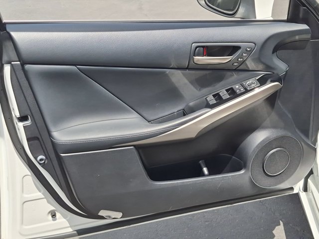 Used 2018 Lexus IS 300 w/ Comfort Package RWD image 14