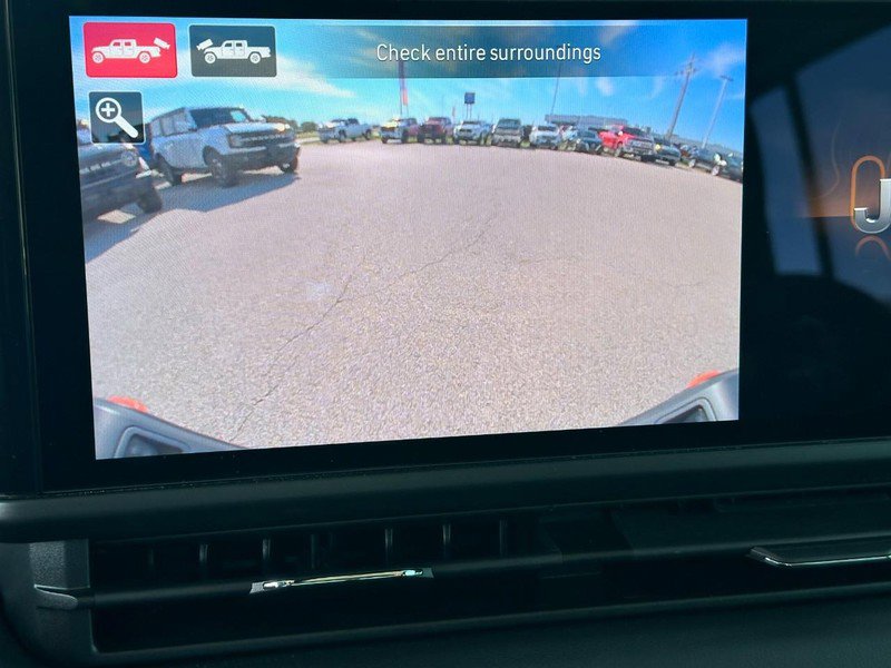 Used 2024 Jeep Gladiator Mojave w/ Technology Group image 22