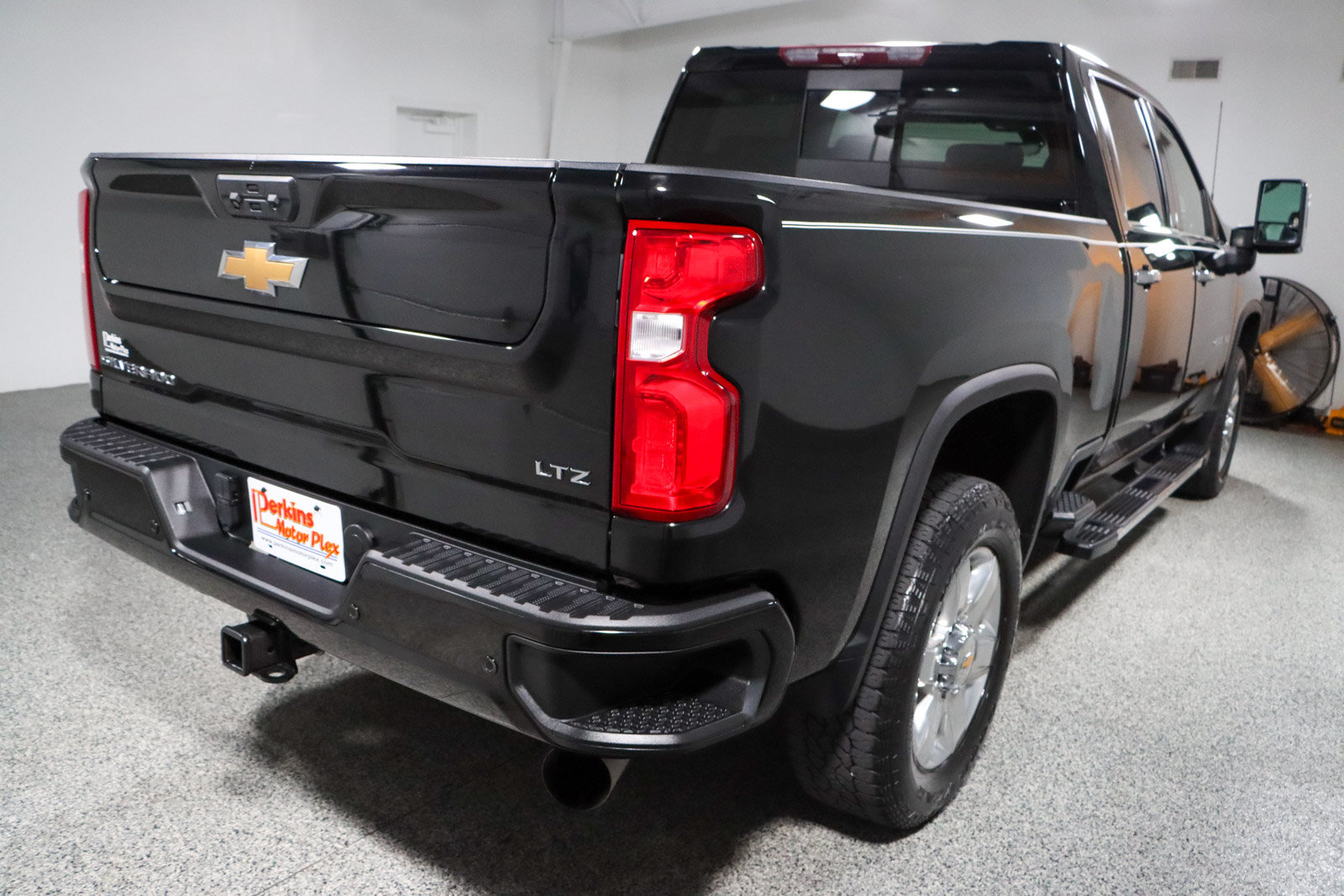 Used 2022 Chevrolet Silverado 2500 LTZ w/ Z71 Chrome Sport Edition AWD/4WD image 7