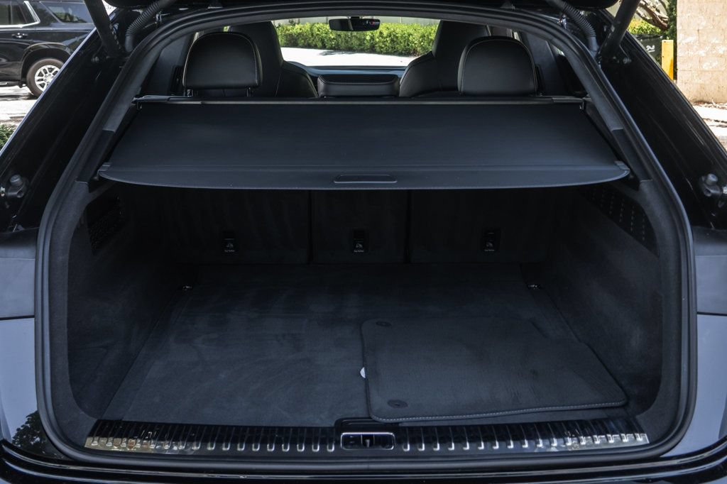 Used 2023 Audi SQ8 Prestige AWD/4WD image 33