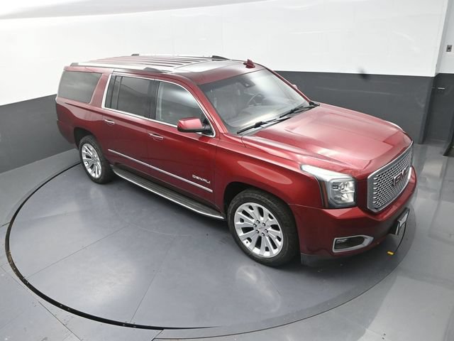 Used 2016 GMC Yukon XL Denali w/ Open Road Package AWD/4WD image 12