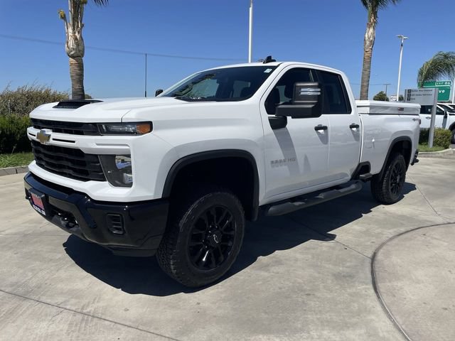 Used 2025 Chevrolet Silverado 2500 Custom AWD/4WD image 4