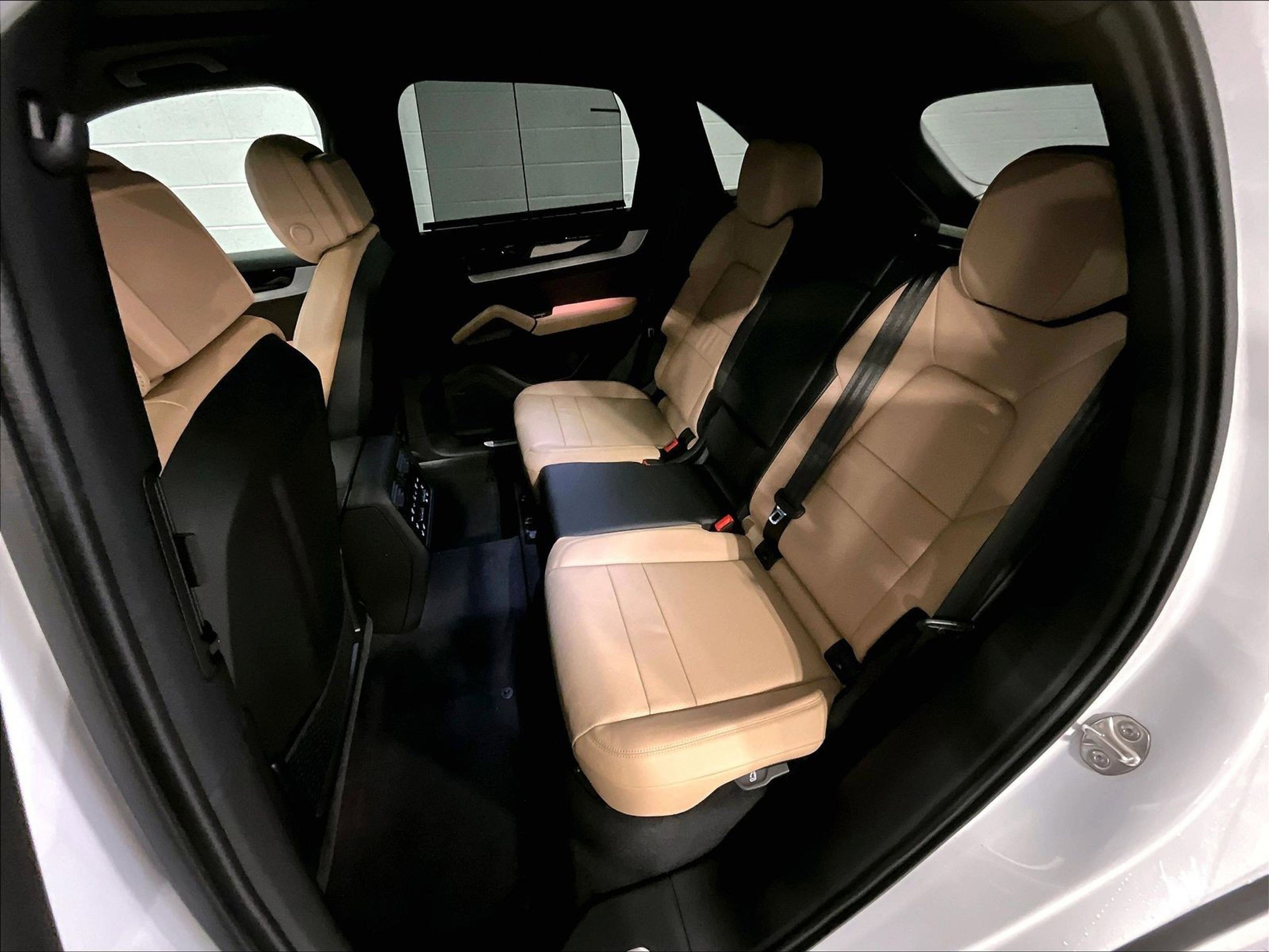 New 2026 Porsche Macan S image 20