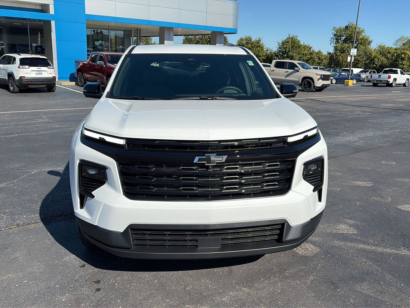 New 2027 Chevrolet Traverse LT w/ Midnight/Sport Edition AWD/4WD image 8