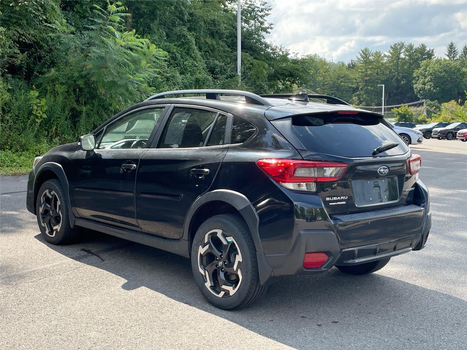 Used 2021 Subaru Crosstrek 2.5i Limited w/ Moonroof Package 2 AWD/4WD image 3