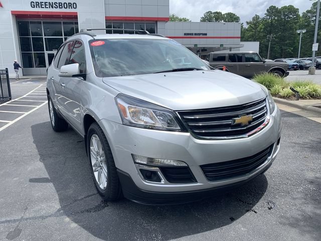 Used 2015 Chevrolet Traverse LT w/ Style and Technology Package AWD/4WD image 2
